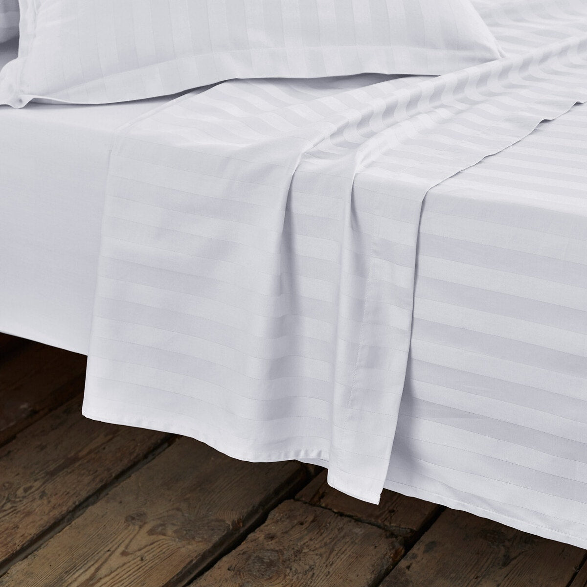 Completo Letto in Rasatello Rigato